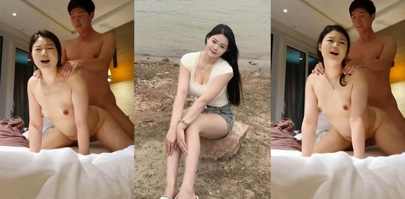 极品微胖金牌销售【余欢欢】为提成出卖骚穴瞒男友成客户小母狗，女上位骑乘榨精巨乳乱甩